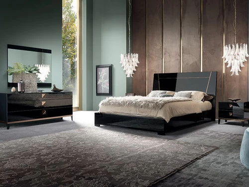 Mont Noir Queen 4 Pcs Set